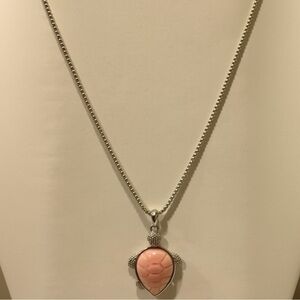 925 Queen Pink Conch Turtle Nexklace 18”